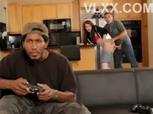 GIGL-689-cd7-C Tôi tốt nghiệp một trường địa phương hạng thấp và chuyển đến Tokyo 5 năm sau, vẫn là nhân viên bán thời gian, nhưng giờ tôi lại nổi tiếng một cách bất ngờ! ? Tôi không được các cô gái cùng tuổi ưa chuộng, nhưng tôi lại nghiện quan hệ với những cô gái bán thời gian đến căn hộ của tôi và chăm sóc tôi, đối xử với tôi như một cô nàng nóng bỏng. Tập 7