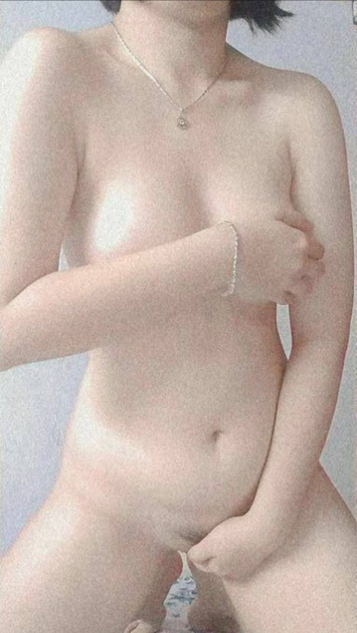 Cô nàng cosplay bị chính fan cuồng của mình trở thành bố dượng và cái kết