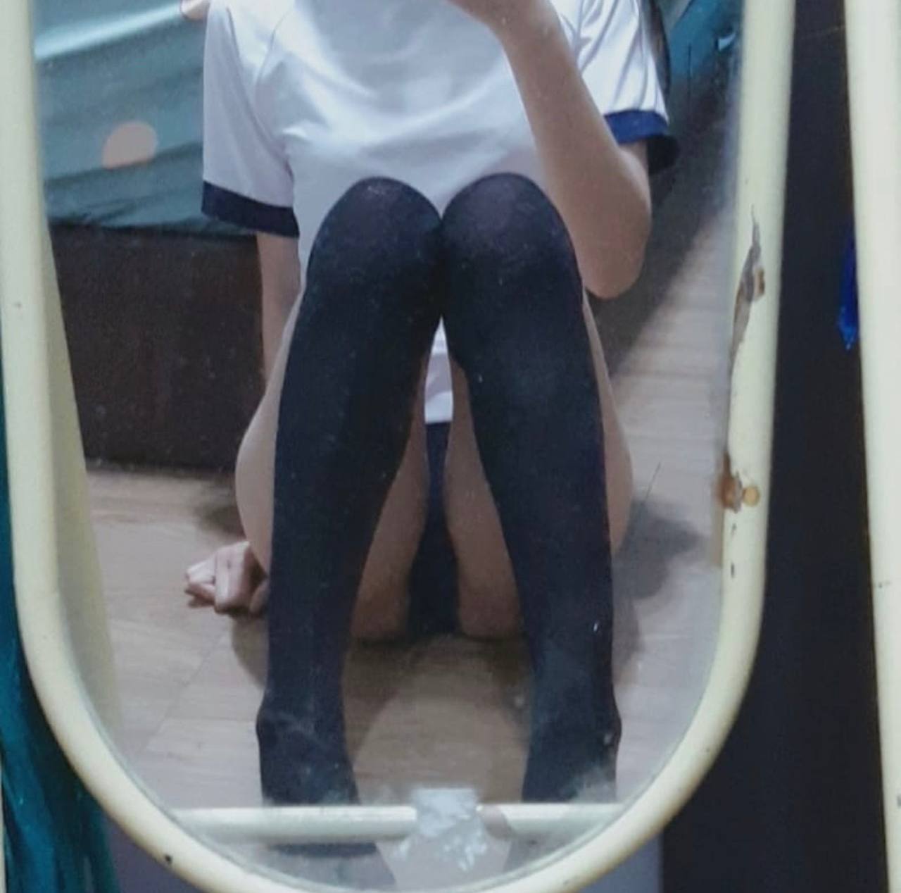 Bạn tình Tinder lần đầu gặp, cô ấy sẽ không xuống trừ khi tôi xuất tinh vào bên trong cô ấy