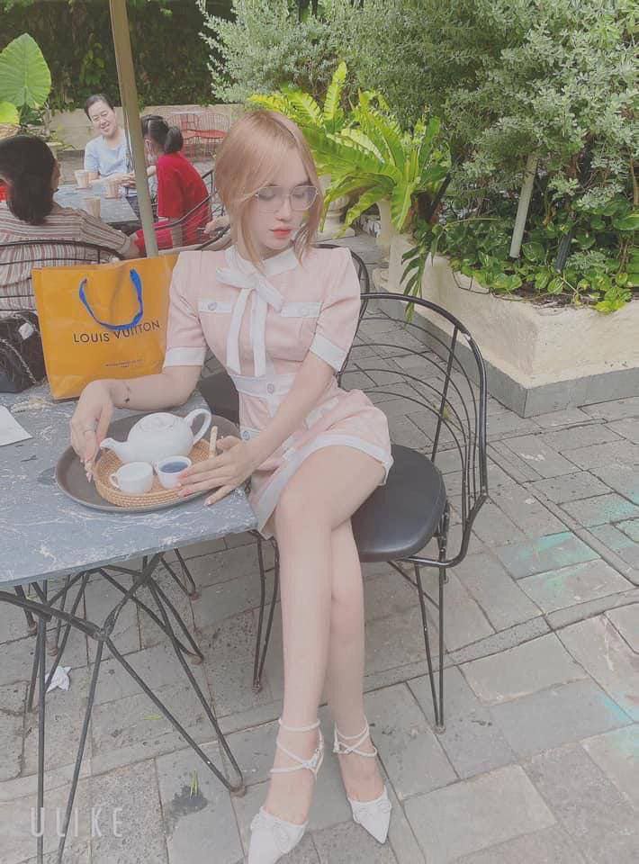 Bố chồng hiếp luôn con dâu khi bị phát hiện lấy đồ con dâu thủ dâm